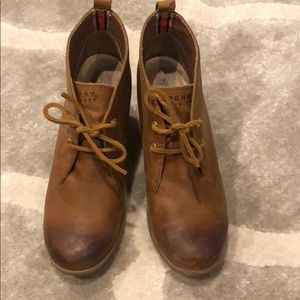 Sperry wedge booties